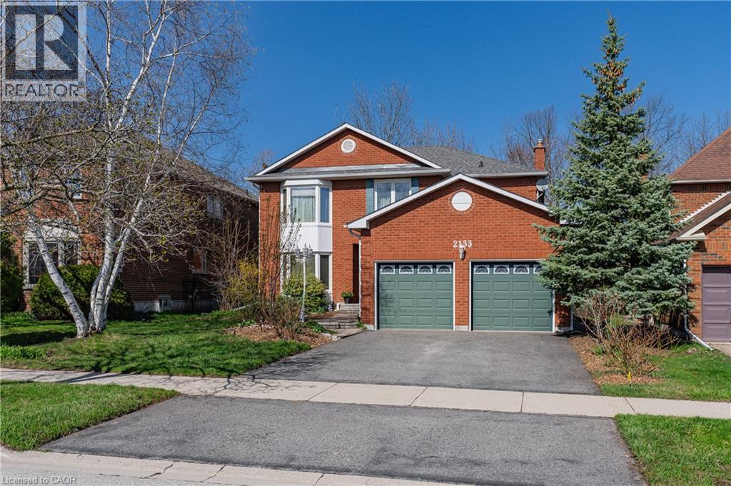 2133 Grand Boulevard, Oakville, Ontario  L6H 5M3 - Photo 2 - 40822419