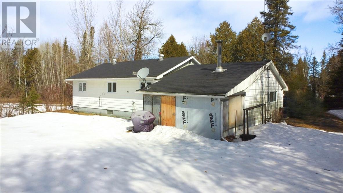 15905 Hwy 540, Evansville, Ontario  P0P 1E0 - Photo 21 - 2127152