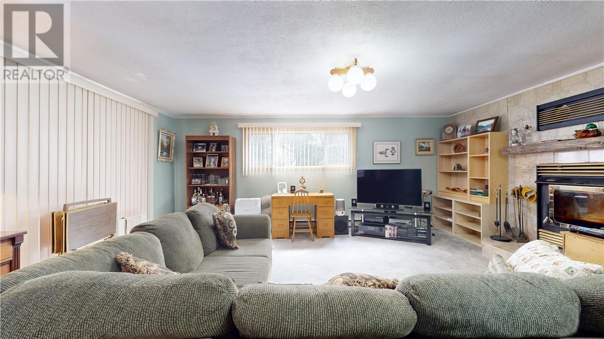 15905 Hwy 540, Evansville, Ontario  P0P 1E0 - Photo 33 - 2127152