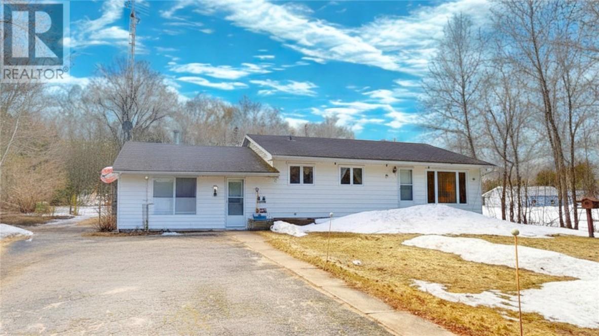 15905 Hwy 540, Evansville, Ontario  P0P 1E0 - Photo 4 - 2127152