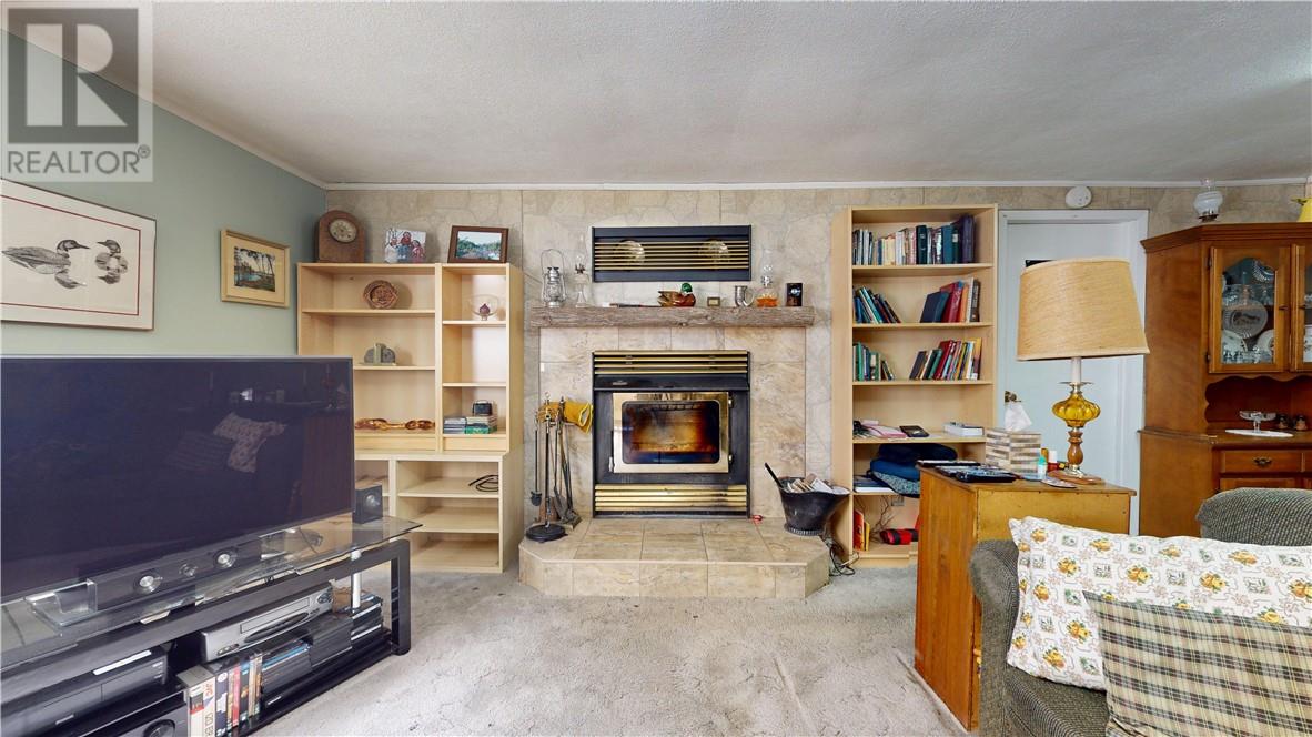 15905 Hwy 540, Evansville, Ontario  P0P 1E0 - Photo 41 - 2127152