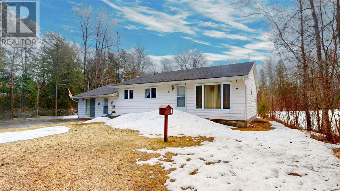 15905 Hwy 540, Evansville, Ontario  P0P 1E0 - Photo 5 - 2127152