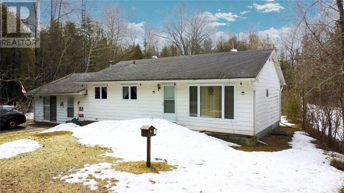 15905 Hwy 540, Evansville, Ontario  P0P 1E0 - Photo 8 - 2127152