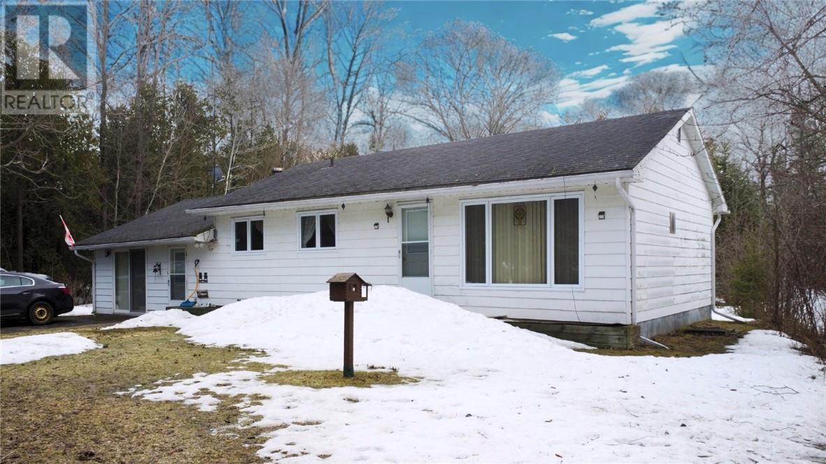 15905 Hwy 540, Evansville, Ontario  P0P 1E0 - Photo 9 - 2127152