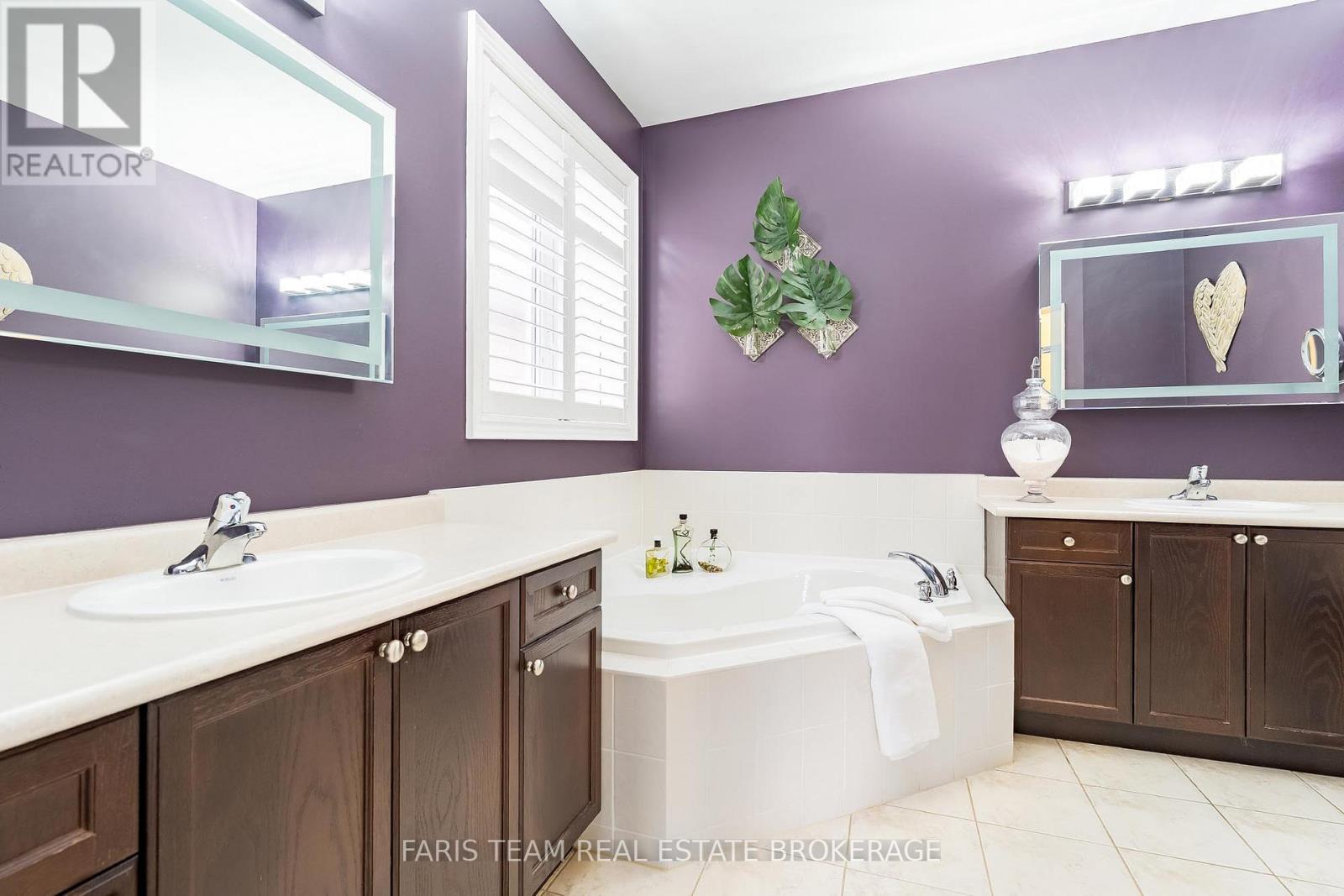 64 Milligan Street, Bradford West Gwillimbury (Bradford), Ontario  L3Z 0A5 - Photo 18 - N13023764