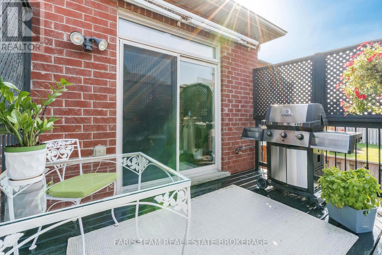 64 Milligan Street, Bradford West Gwillimbury (Bradford), Ontario  L3Z 0A5 - Photo 32 - N13023764