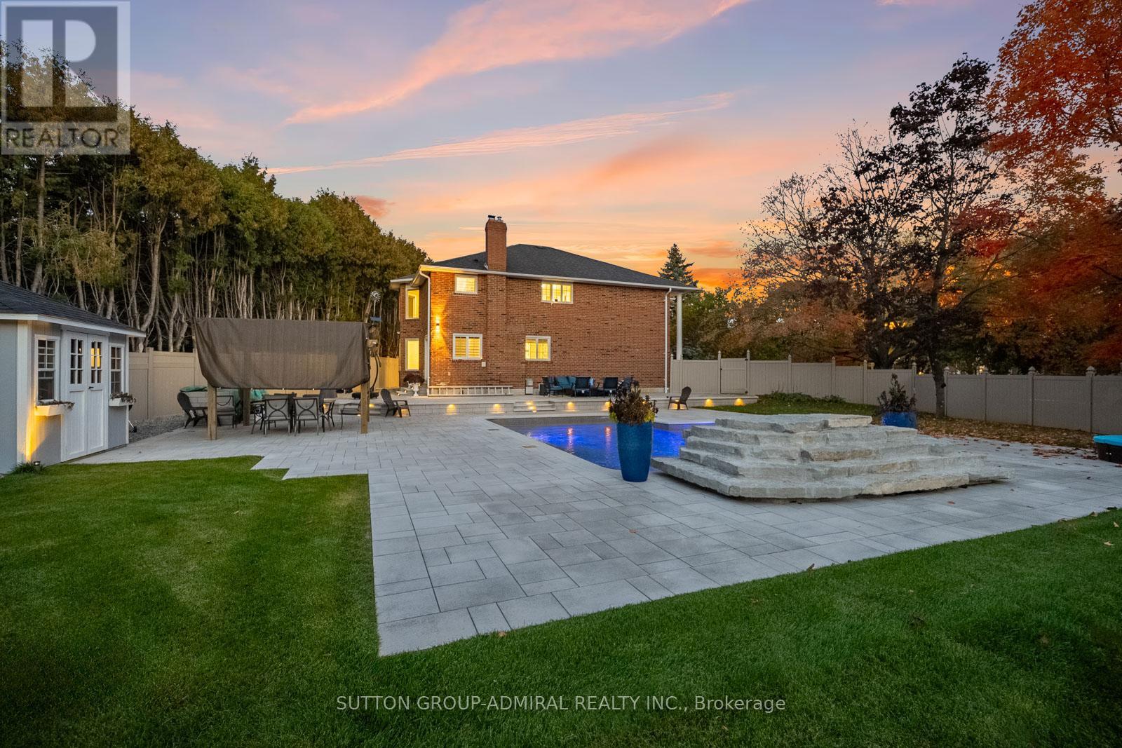 8 Beaufort Hills Road, Richmond Hill, Ontario  L4E 2N5 - Photo 41 - N13023826