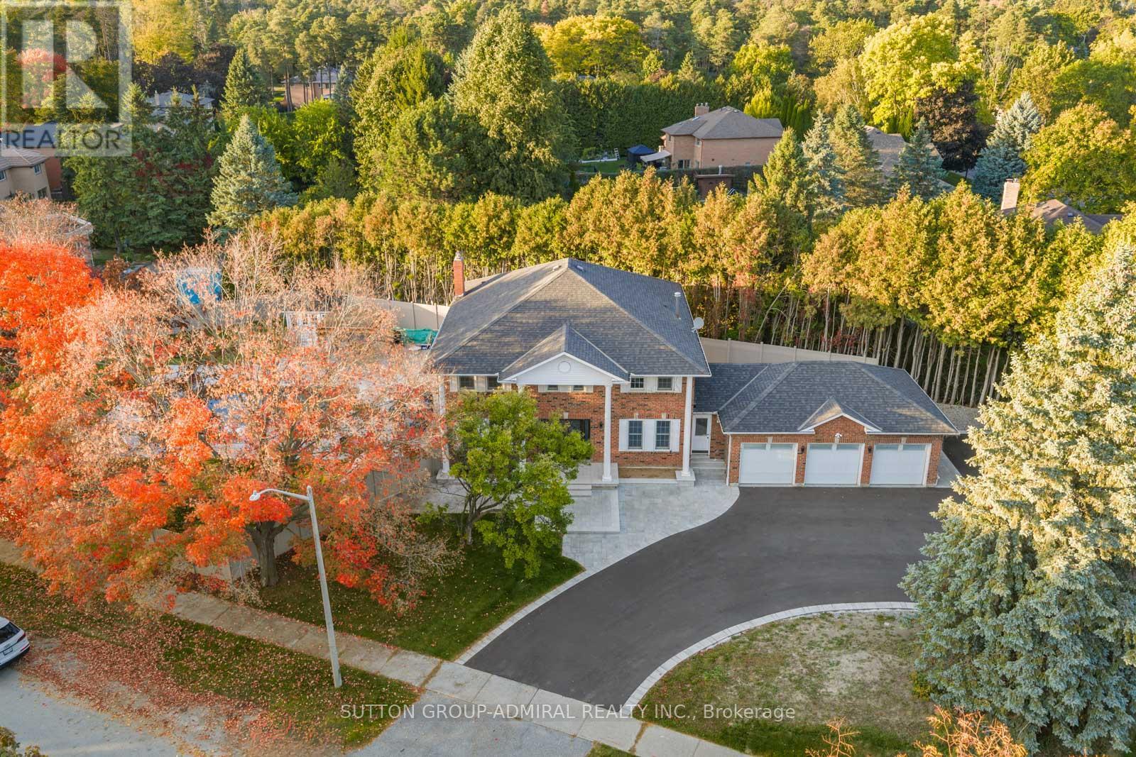 8 Beaufort Hills Road, Richmond Hill, Ontario  L4E 2N5 - Photo 43 - N13023826