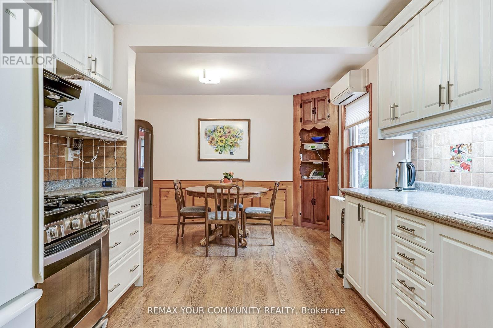 30 Dunning Avenue, Aurora, Ontario  L4G 6H7 - Photo 12 - N13023846