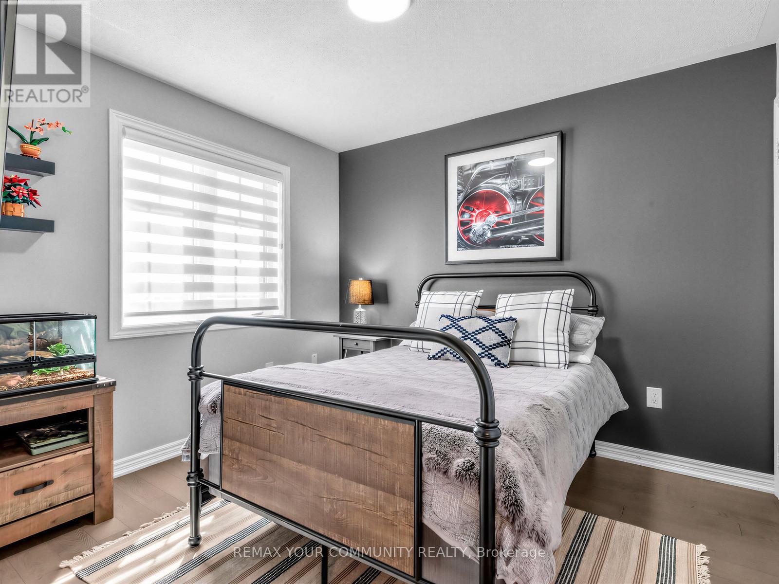 18 Admiral Crescent, Essa (Angus), Ontario  L0M 1B4 - Photo 11 - N13023858