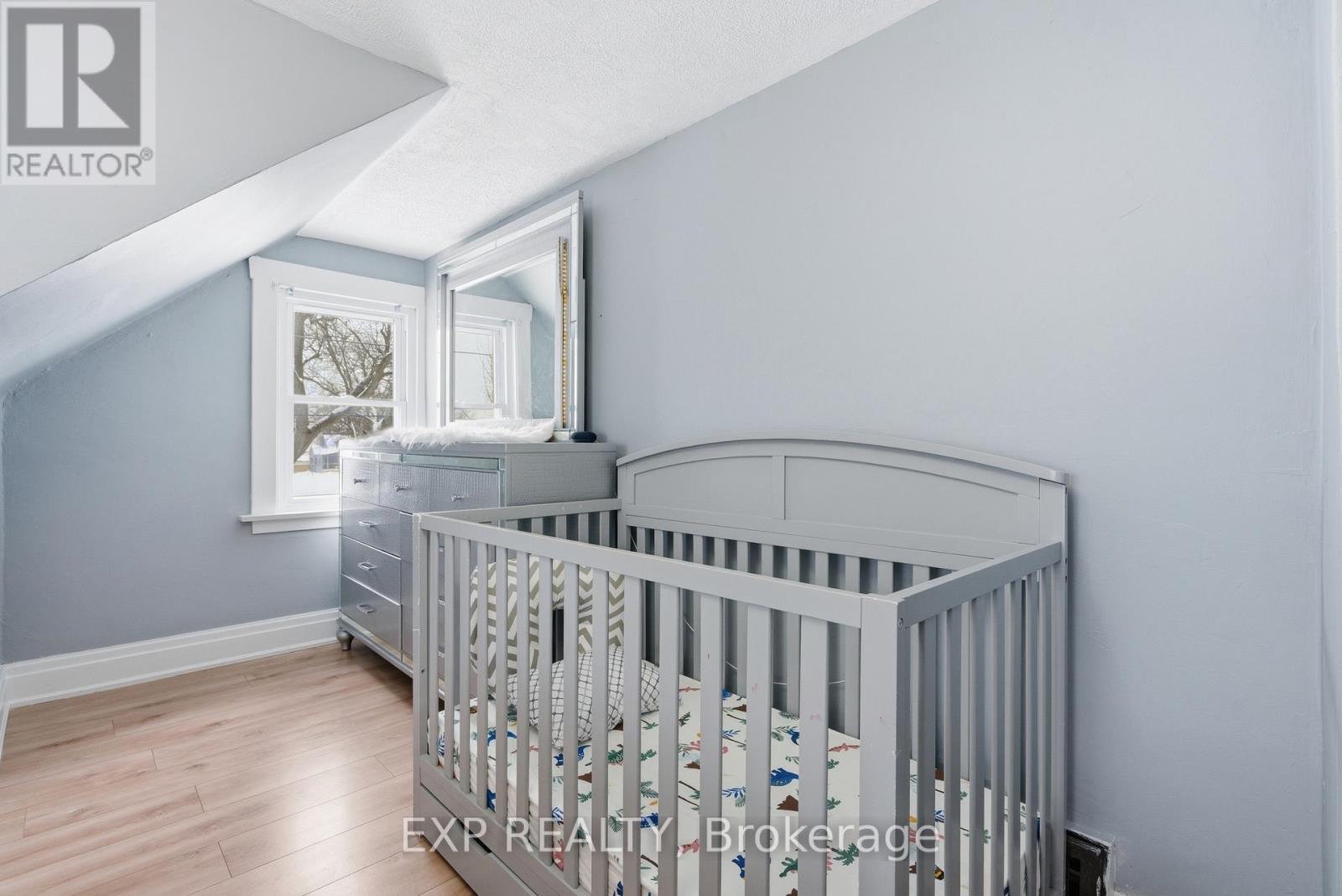 5537 Prince Edward Avenue, Niagara Falls, Ontario  L2G 5H7 - Photo 25 - X12782466