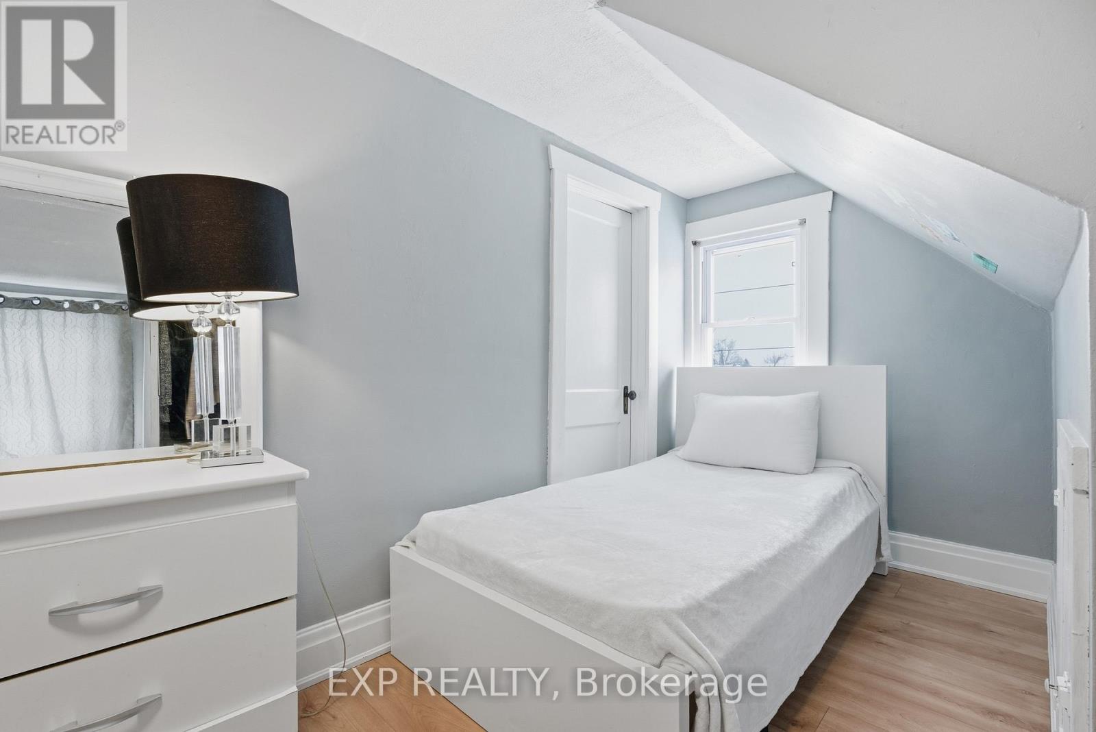 5537 Prince Edward Avenue, Niagara Falls, Ontario  L2G 5H7 - Photo 22 - X12782466