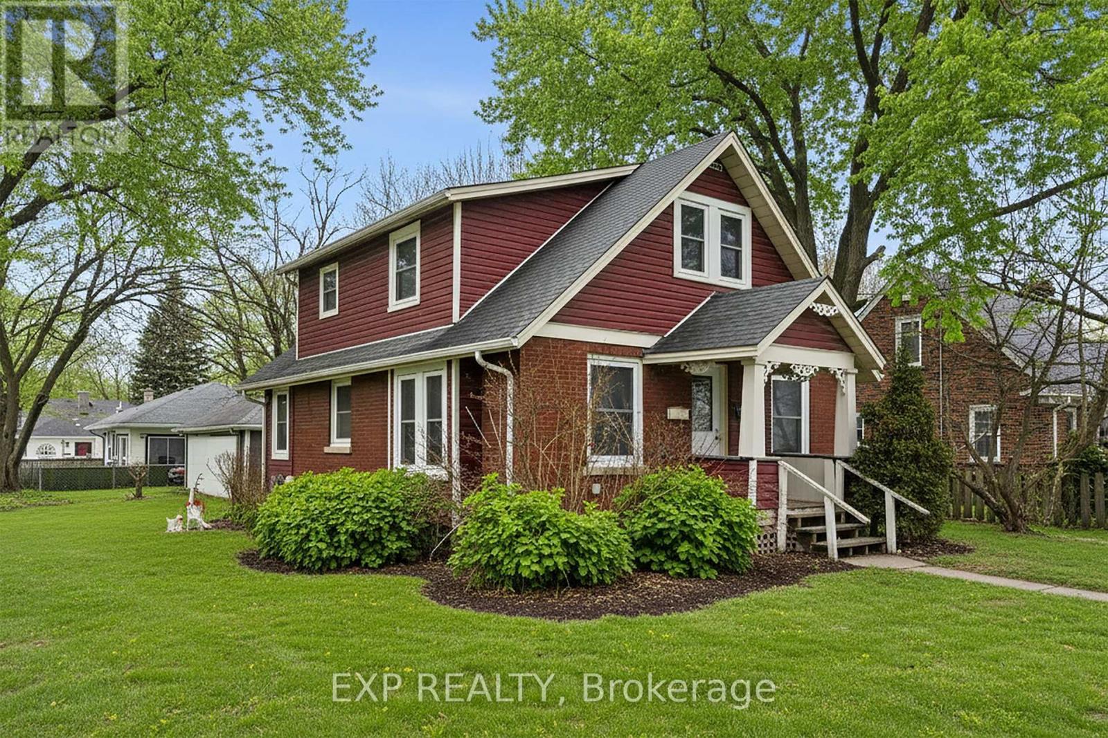 5537 Prince Edward Avenue, Niagara Falls, Ontario  L2G 5H7 - Photo 2 - X12782466