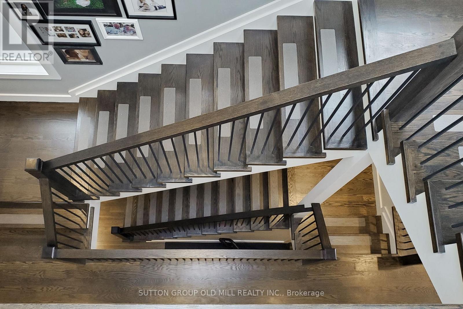 1086 Gardner Avenue, Mississauga, Ontario  L5E 1B7 - Photo 22 - W13023842