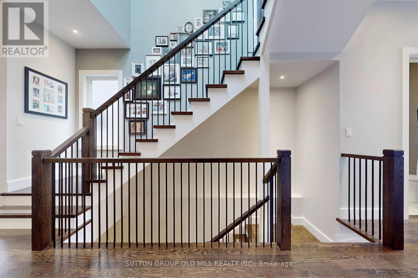 1086 Gardner Avenue, Mississauga, Ontario  L5E 1B7 - Photo 36 - W13023842