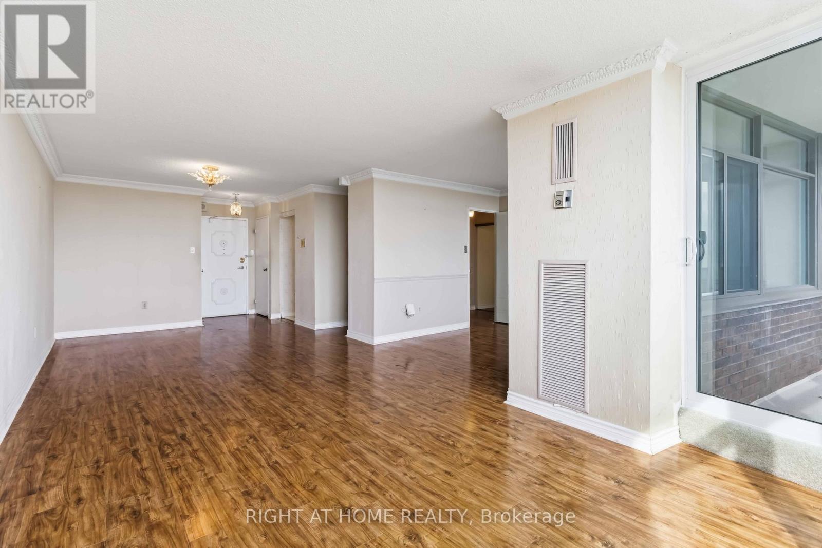 2107 - 3100 Kirwin Avenue, Mississauga, Ontario  L5A 3S6 - Photo 11 - W13023844