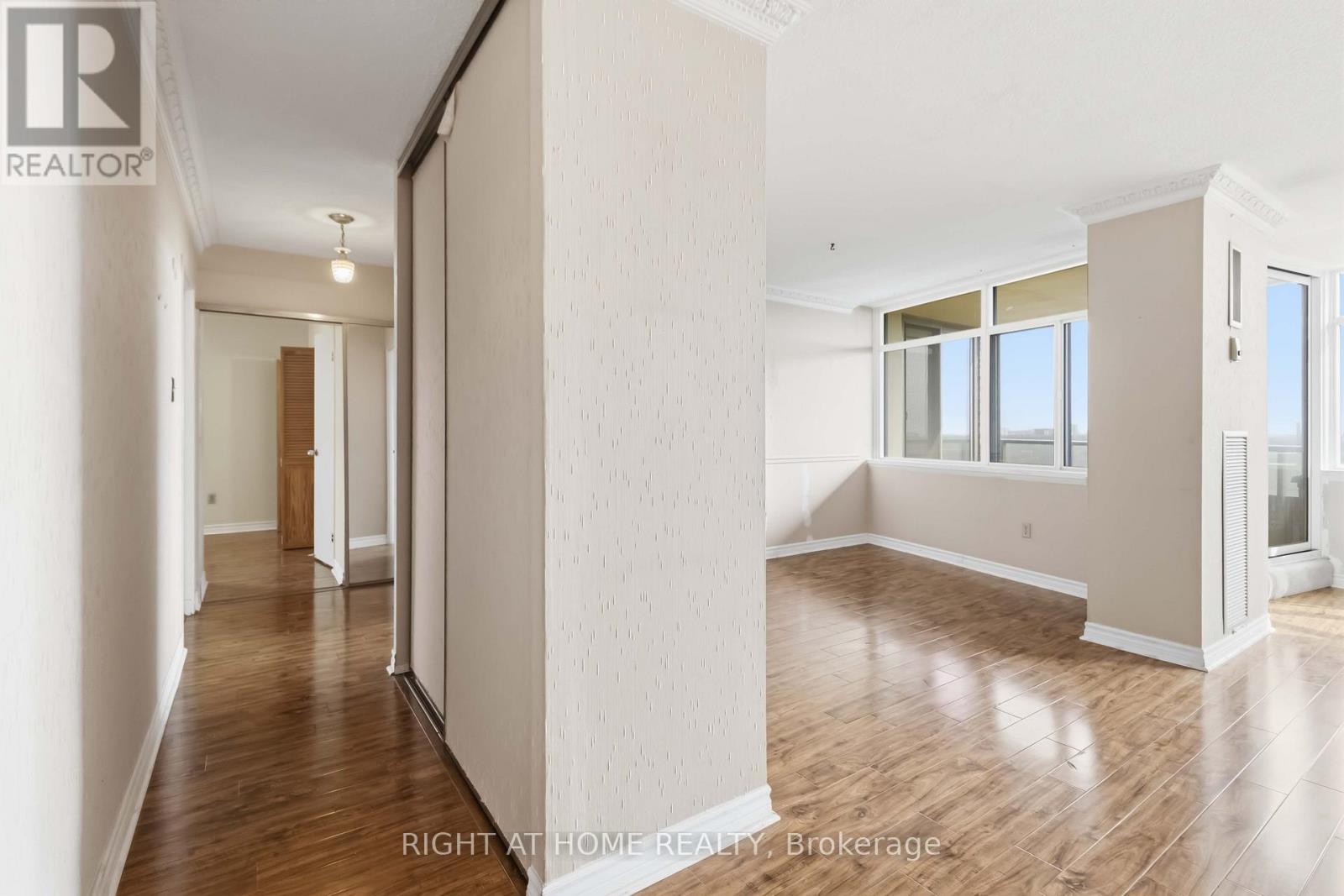 2107 - 3100 Kirwin Avenue, Mississauga, Ontario  L5A 3S6 - Photo 15 - W13023844