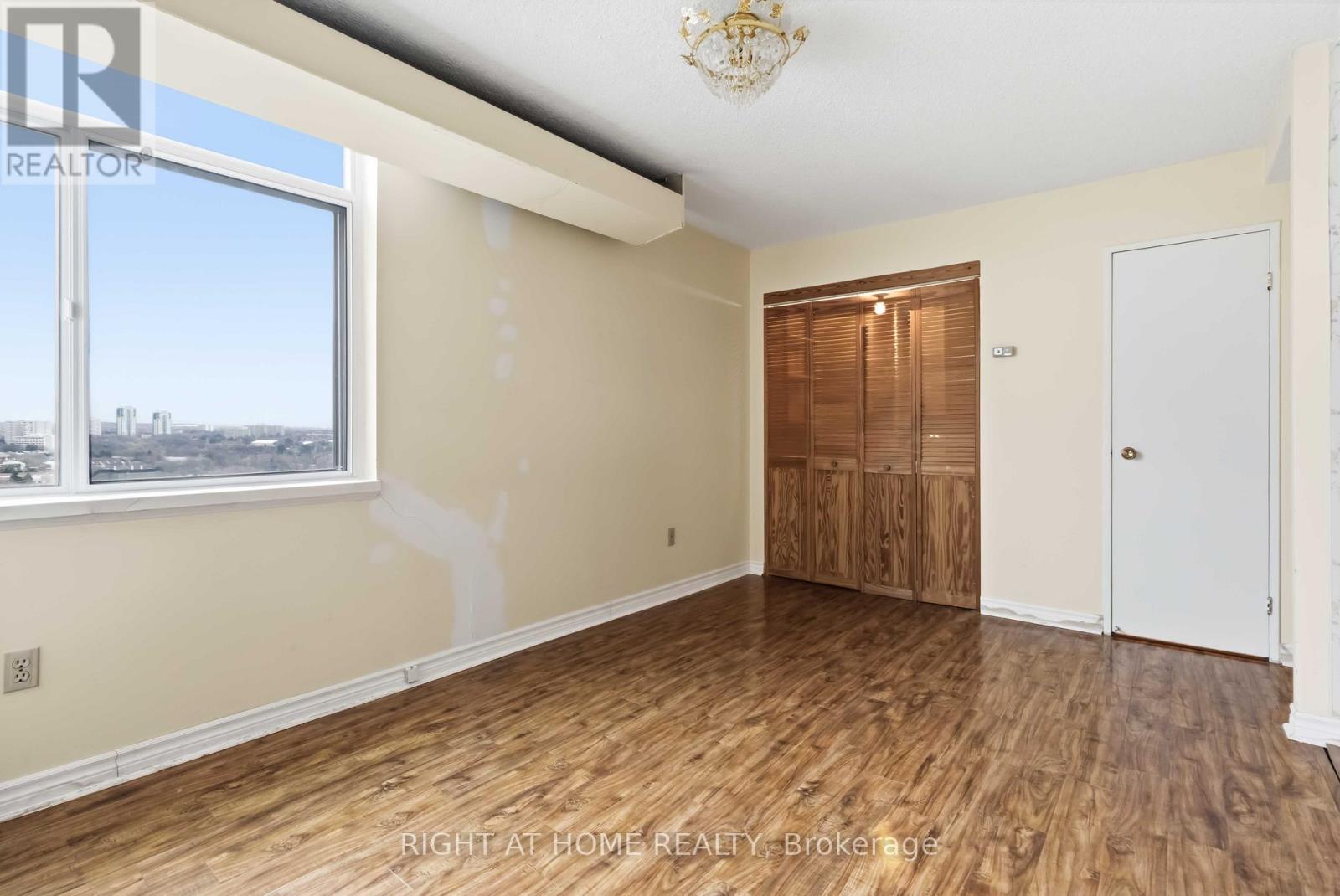 2107 - 3100 Kirwin Avenue, Mississauga, Ontario  L5A 3S6 - Photo 20 - W13023844