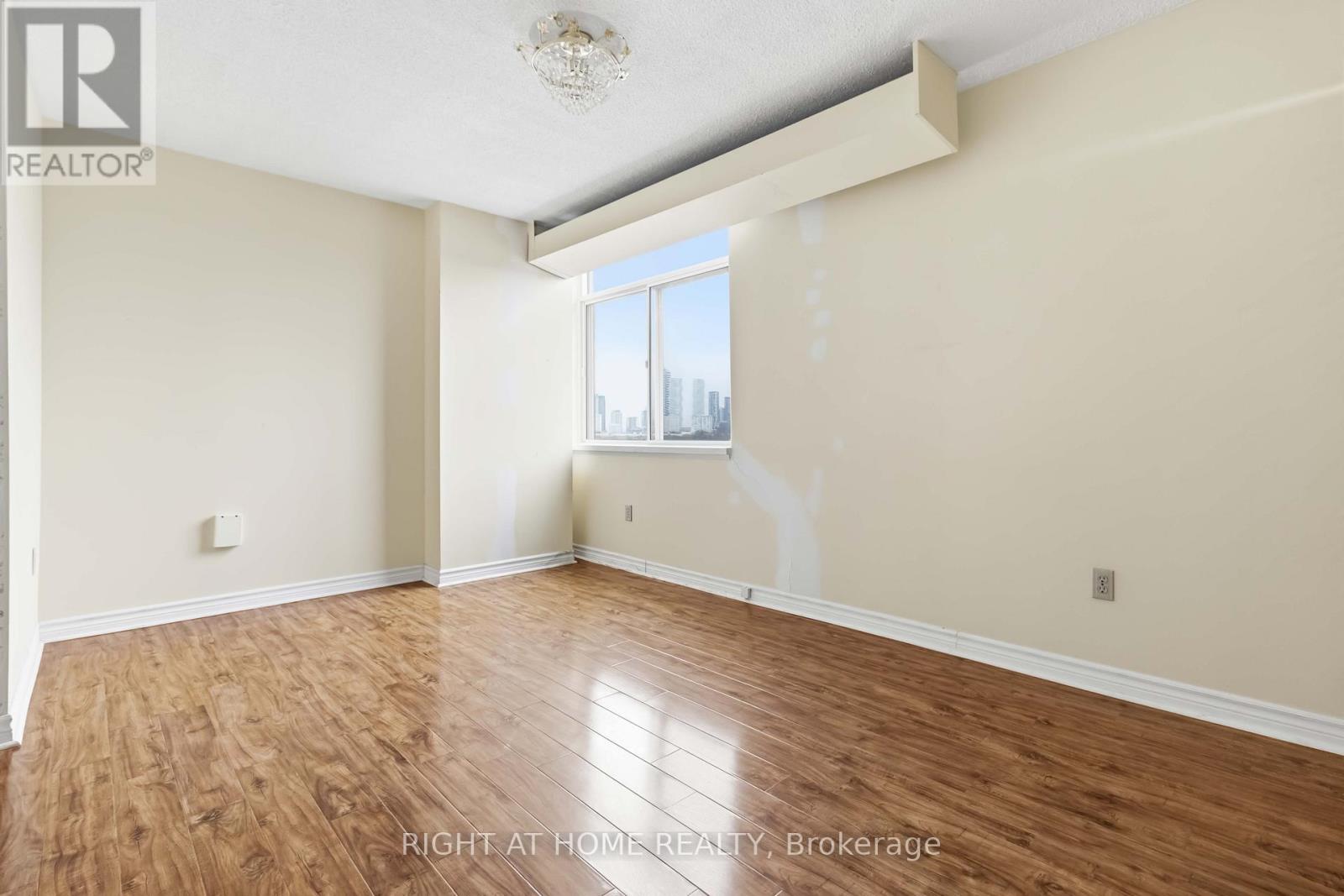 2107 - 3100 Kirwin Avenue, Mississauga, Ontario  L5A 3S6 - Photo 21 - W13023844