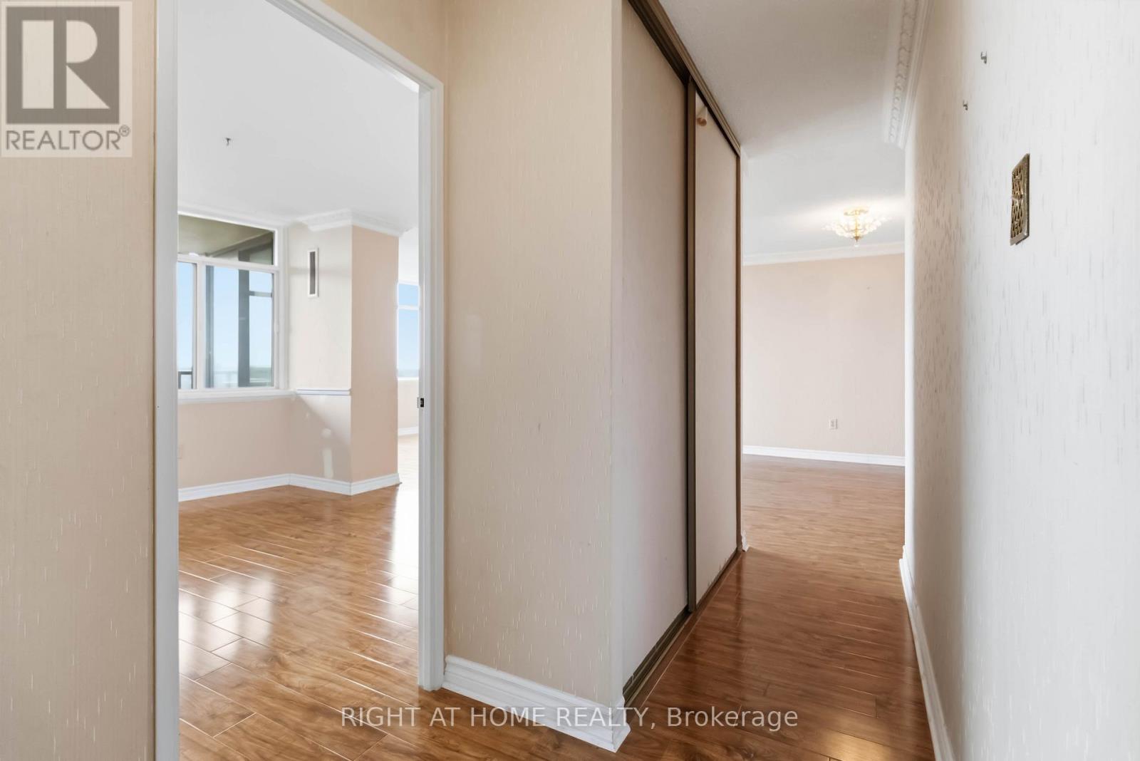 2107 - 3100 Kirwin Avenue, Mississauga, Ontario  L5A 3S6 - Photo 26 - W13023844