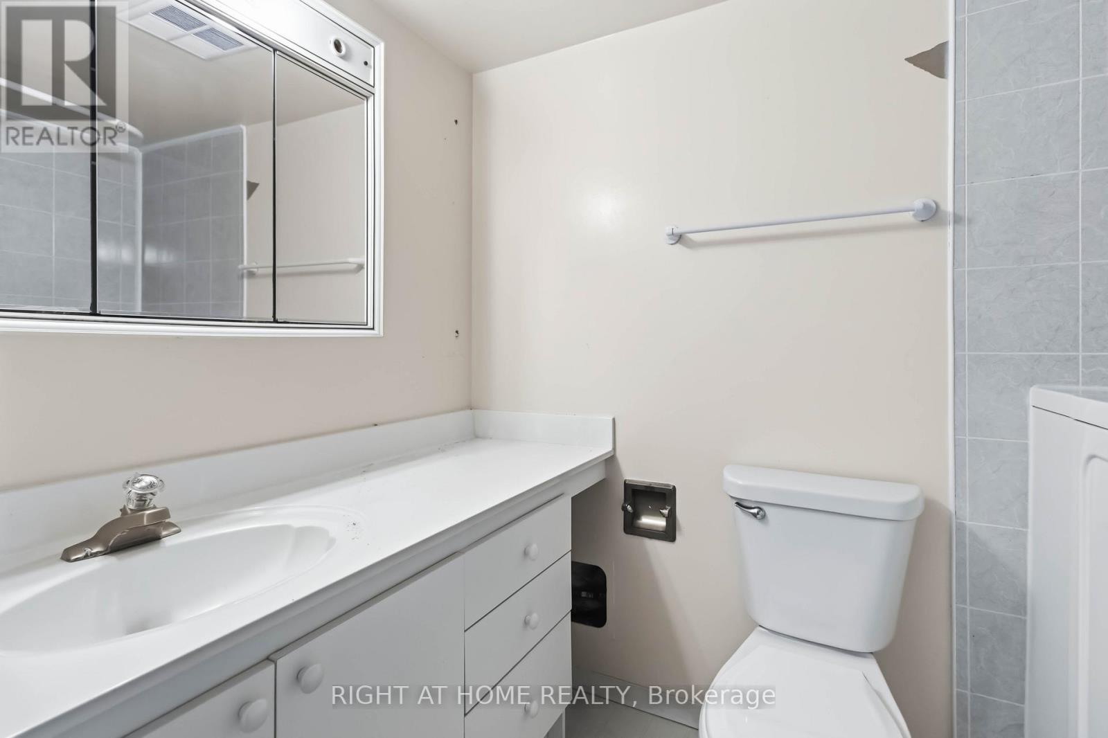 2107 - 3100 Kirwin Avenue, Mississauga, Ontario  L5A 3S6 - Photo 28 - W13023844