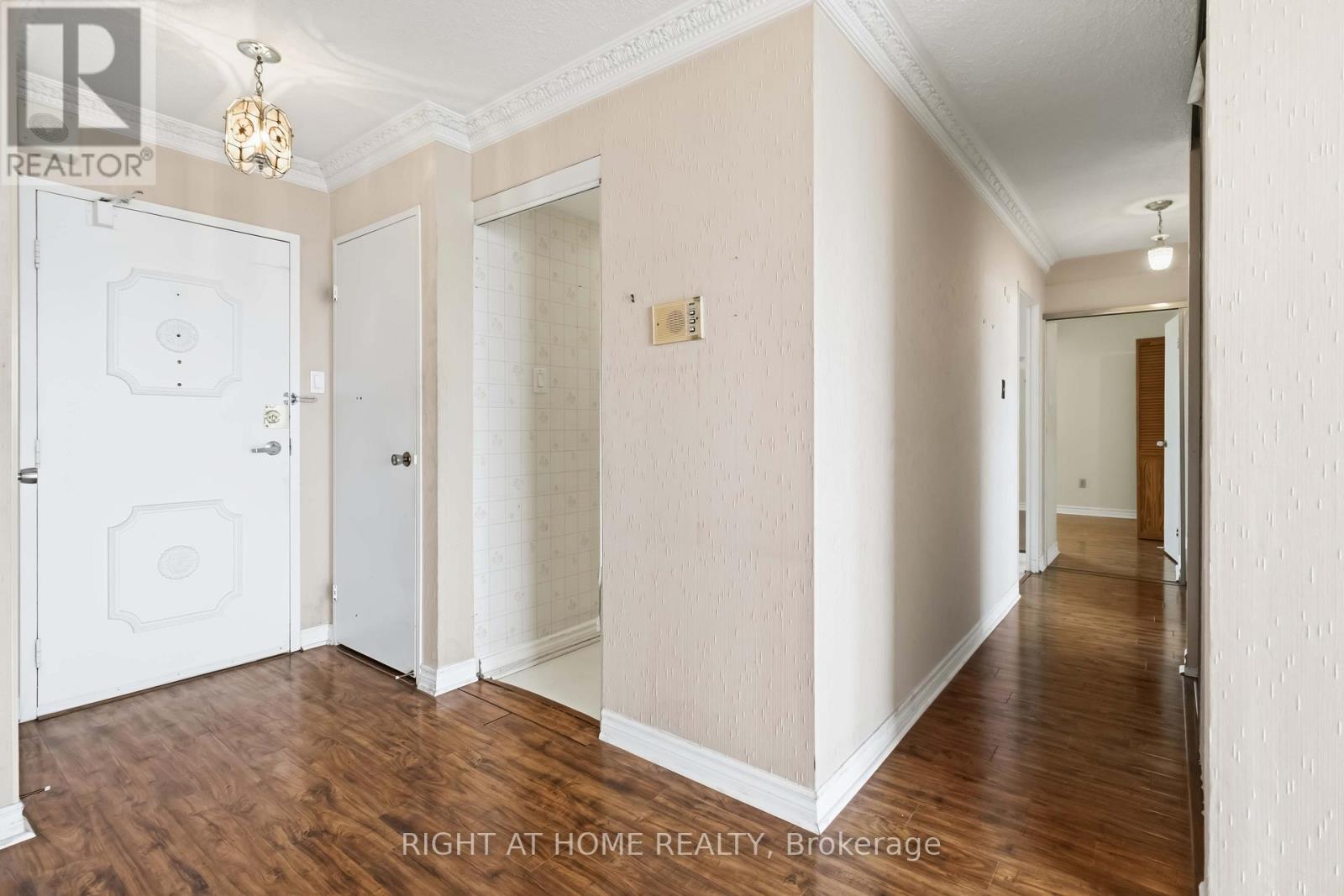 2107 - 3100 Kirwin Avenue, Mississauga, Ontario  L5A 3S6 - Photo 7 - W13023844