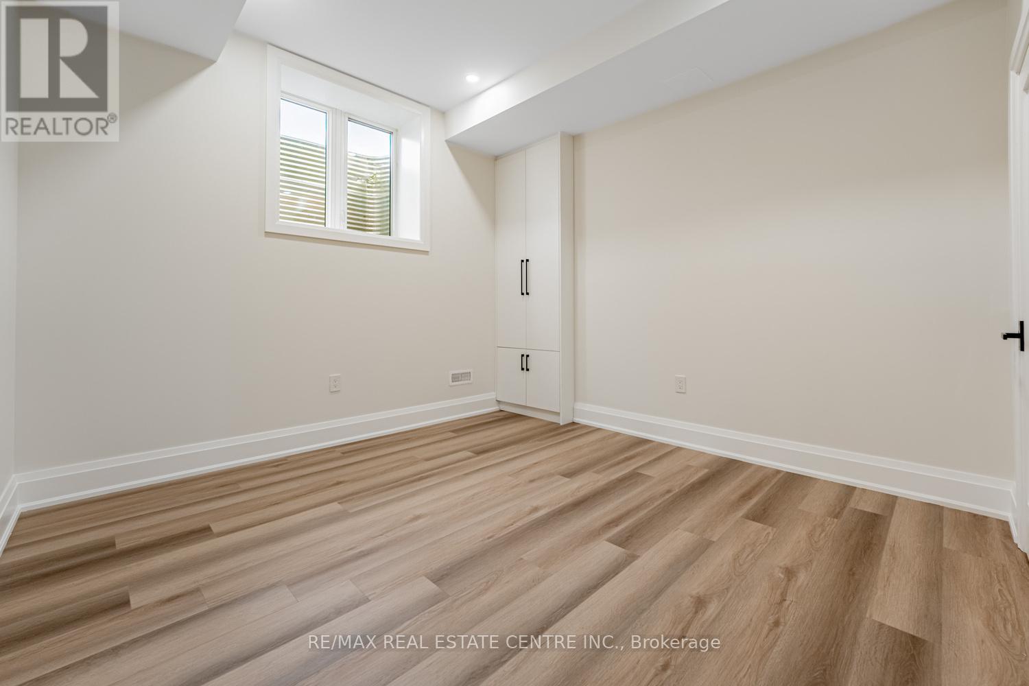 368 Weighton Drive, Oakville, Ontario  L6K 2R4 - Photo 37 - W13023856