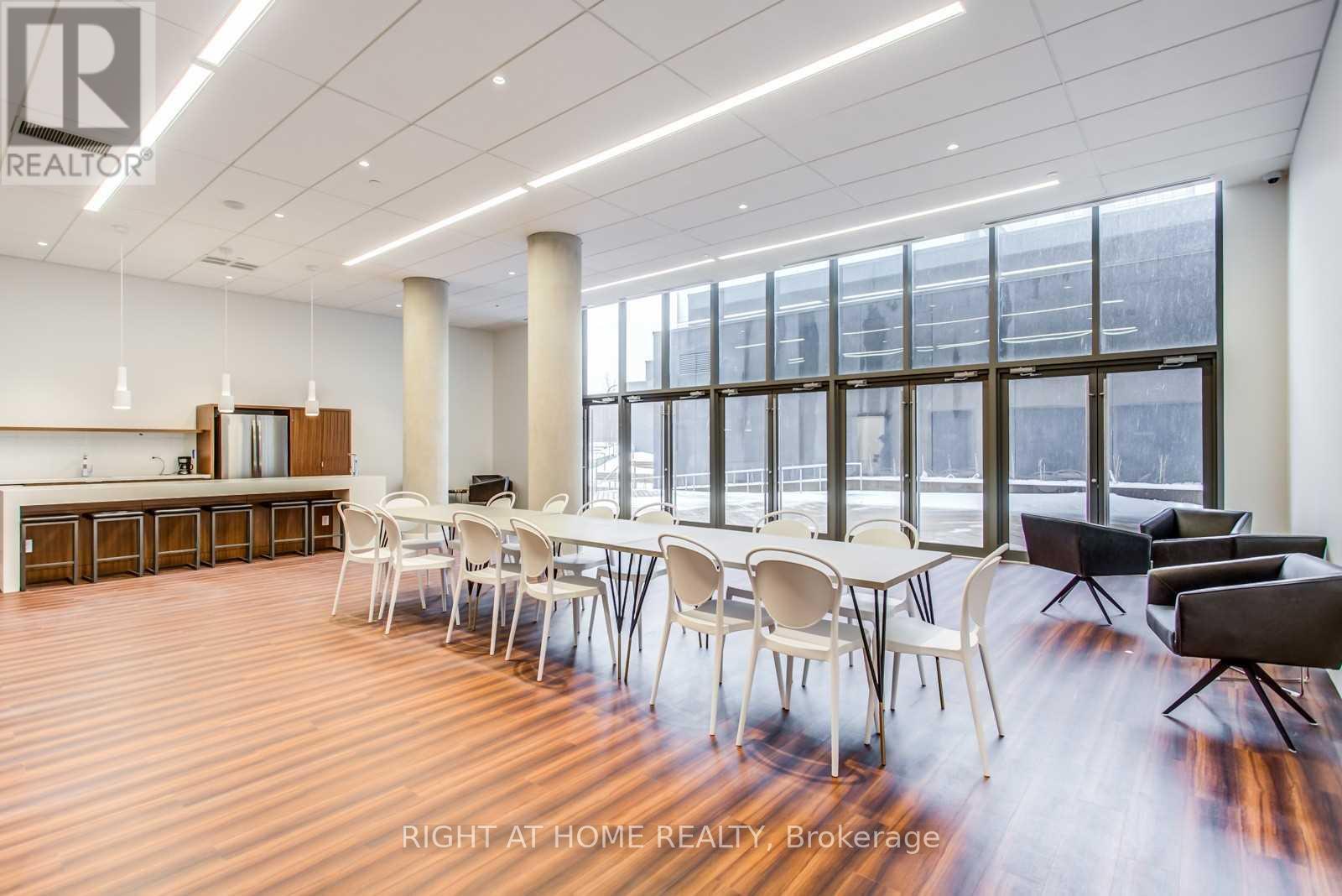 318 - 160 Flemington Road, Toronto, Ontario  M6A 0A9 - Photo 17 - W13023868