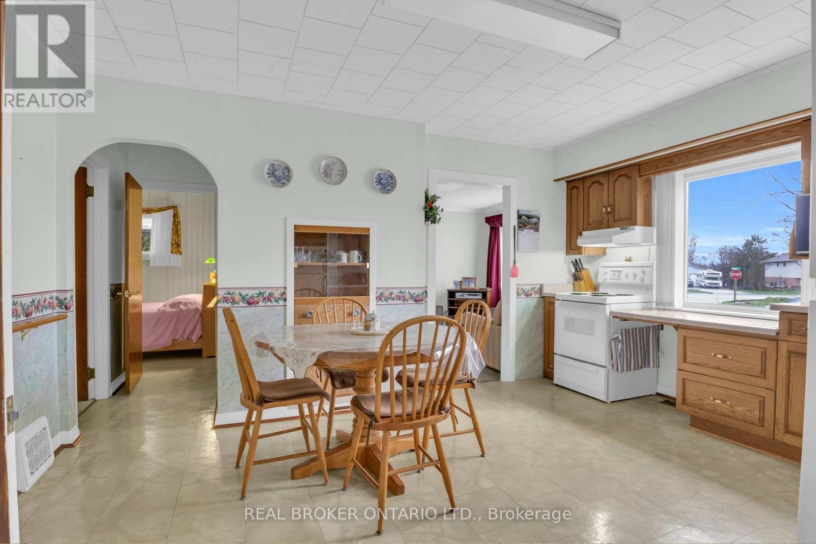 104 King Street, Minto, Ontario  N0G 2P0 - Photo 13 - X13023806