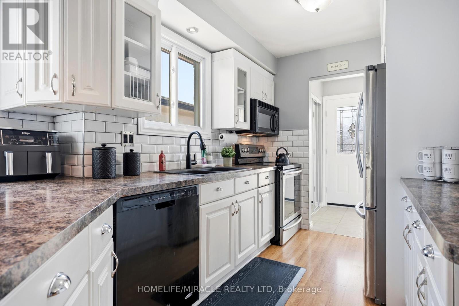 567 Ferndale Court, London South, Ontario  N6C 5C2 - Photo 17 - X13023840