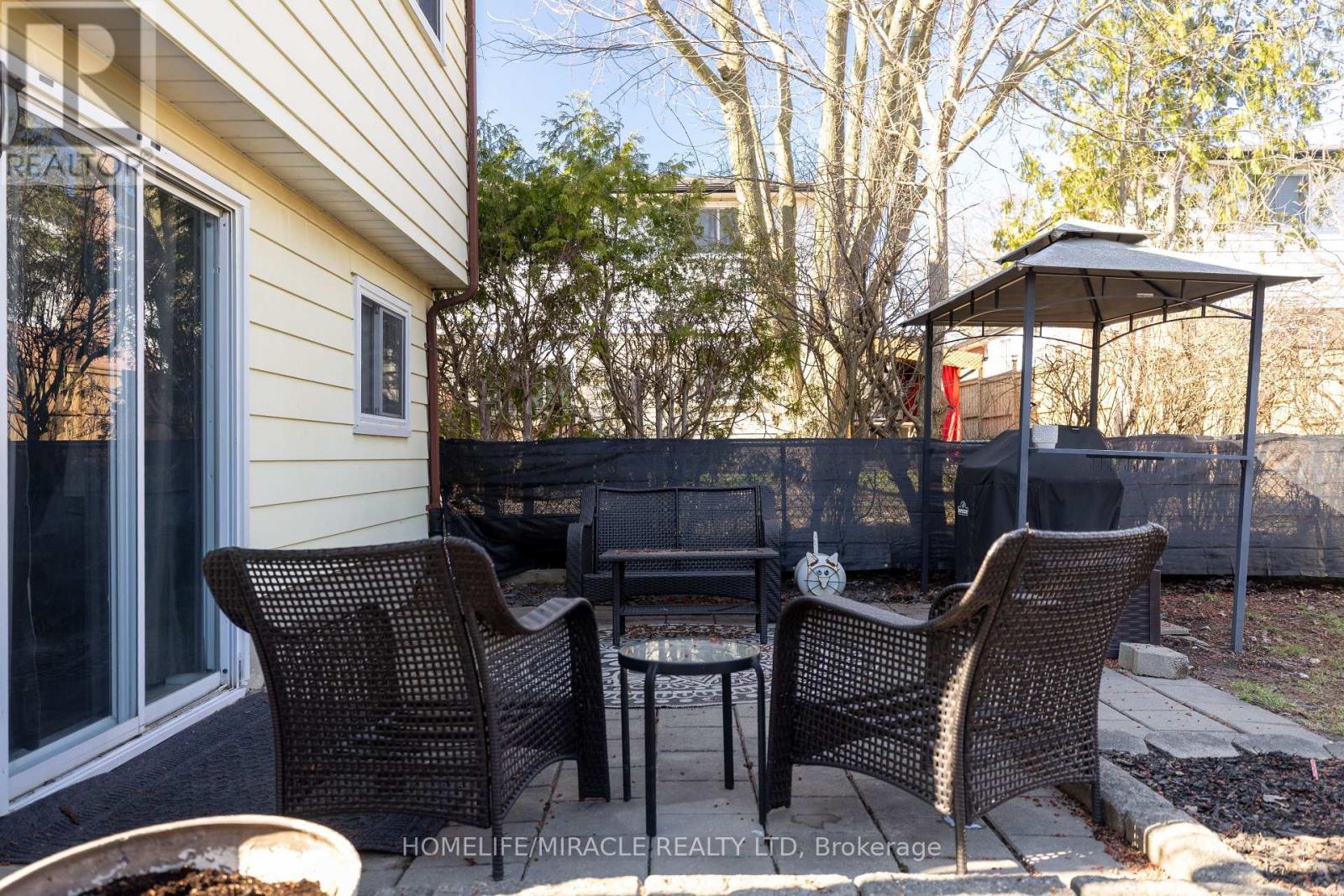 567 Ferndale Court, London South, Ontario  N6C 5C2 - Photo 8 - X13023840