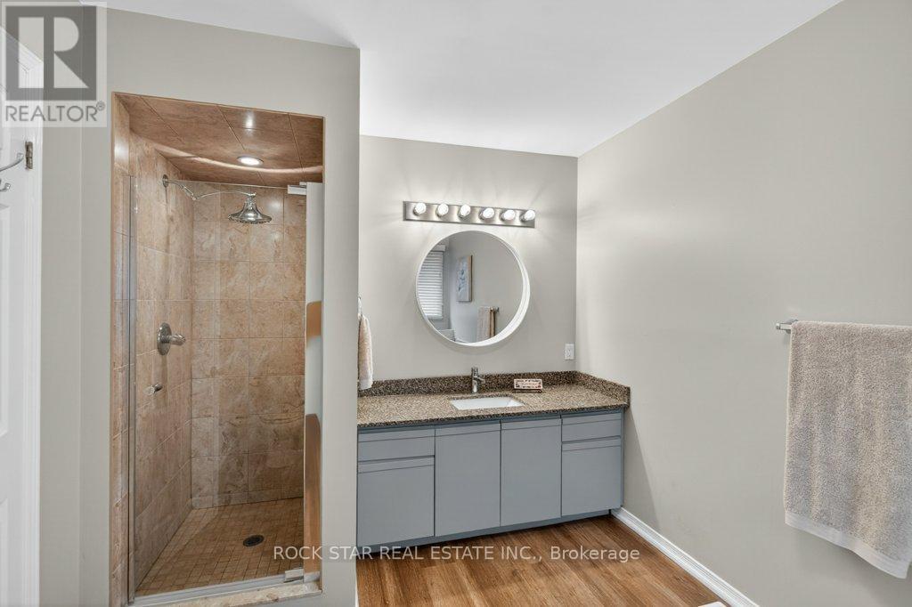 7 Perthshire Court, Hamilton, Ontario  L9B 2H1 - Photo 20 - X13023860