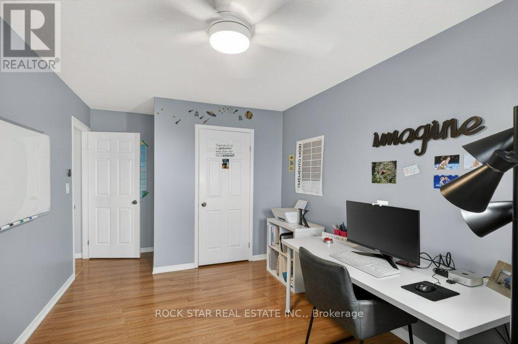 7 Perthshire Court, Hamilton, Ontario  L9B 2H1 - Photo 23 - X13023860