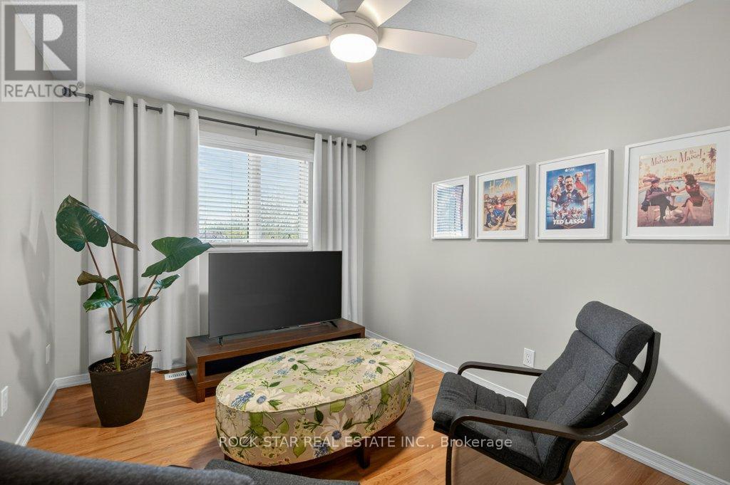 7 Perthshire Court, Hamilton, Ontario  L9B 2H1 - Photo 25 - X13023860