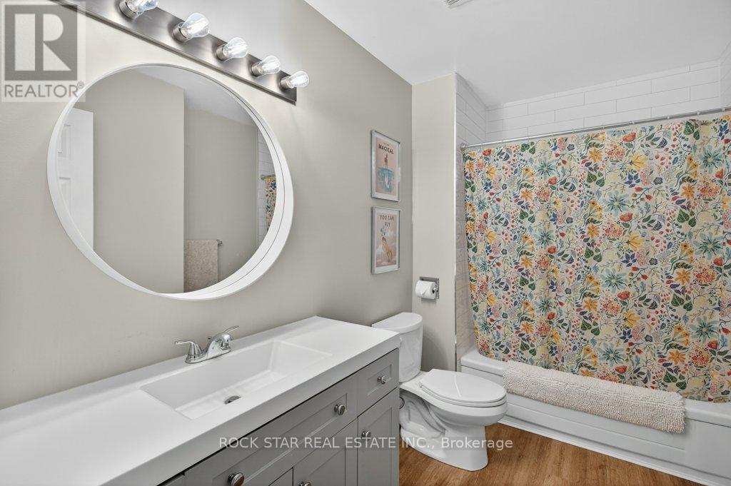 7 Perthshire Court, Hamilton, Ontario  L9B 2H1 - Photo 27 - X13023860