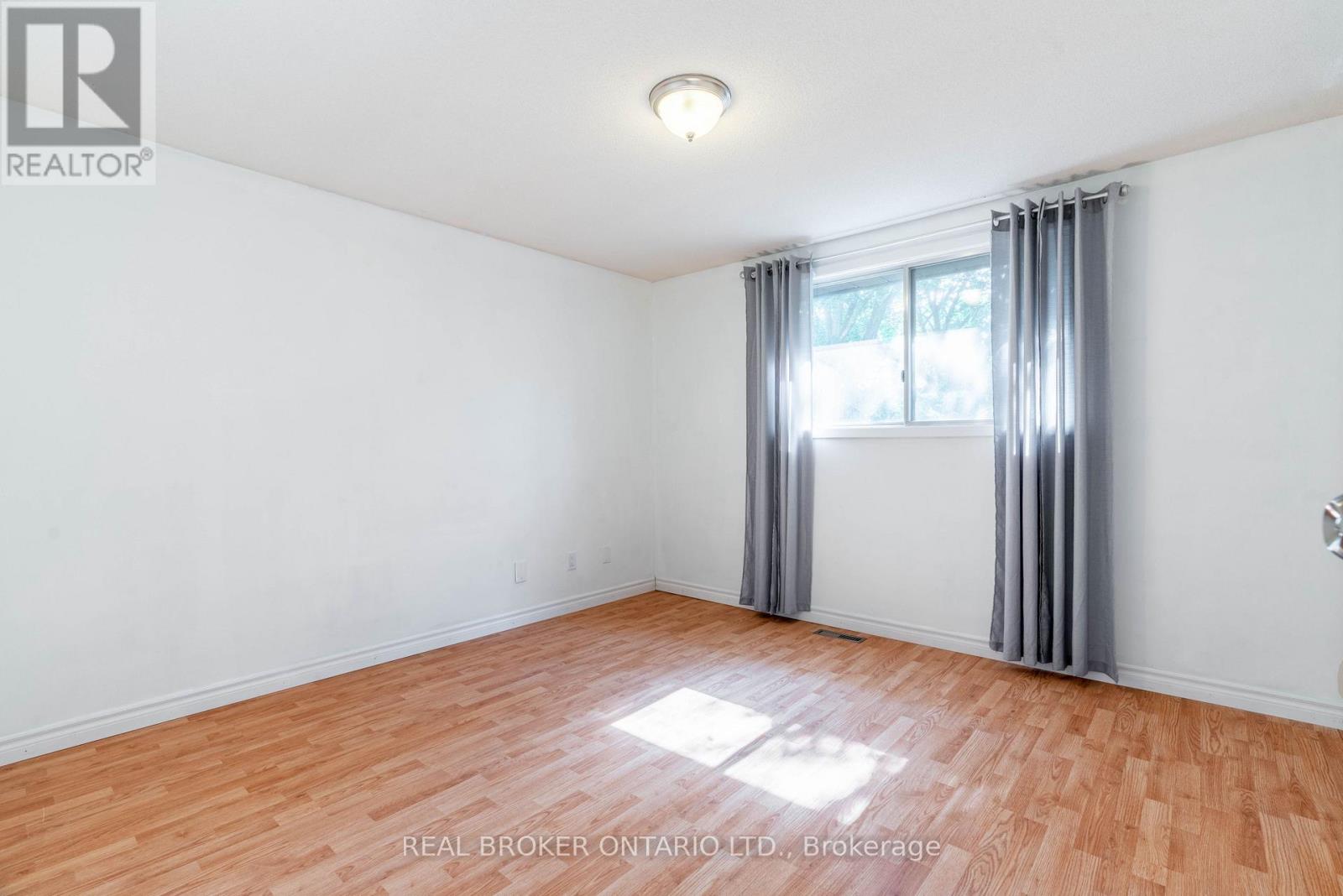 232 Cedarwoods Crescent, Kitchener, Ontario  N2C 2J8 - Photo 12 - X13023872