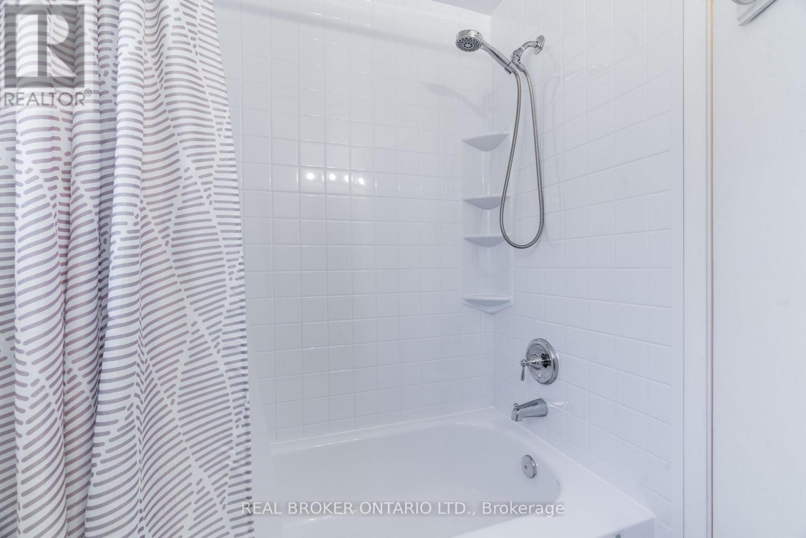 232 Cedarwoods Crescent, Kitchener, Ontario  N2C 2J8 - Photo 21 - X13023872