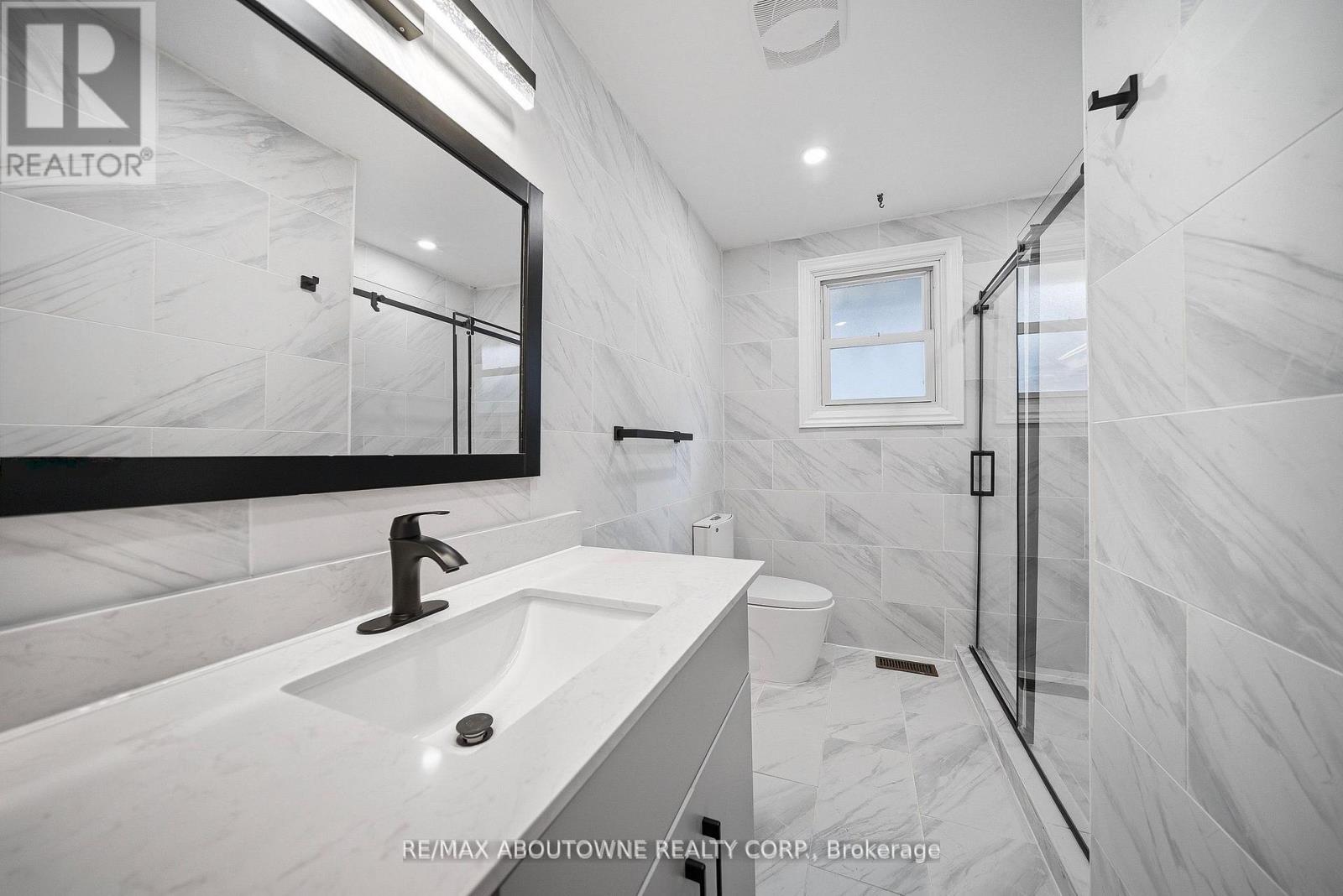 7238 Parkdale Street, Niagara Falls, Ontario  L2E 5P3 - Photo 12 - X13023900