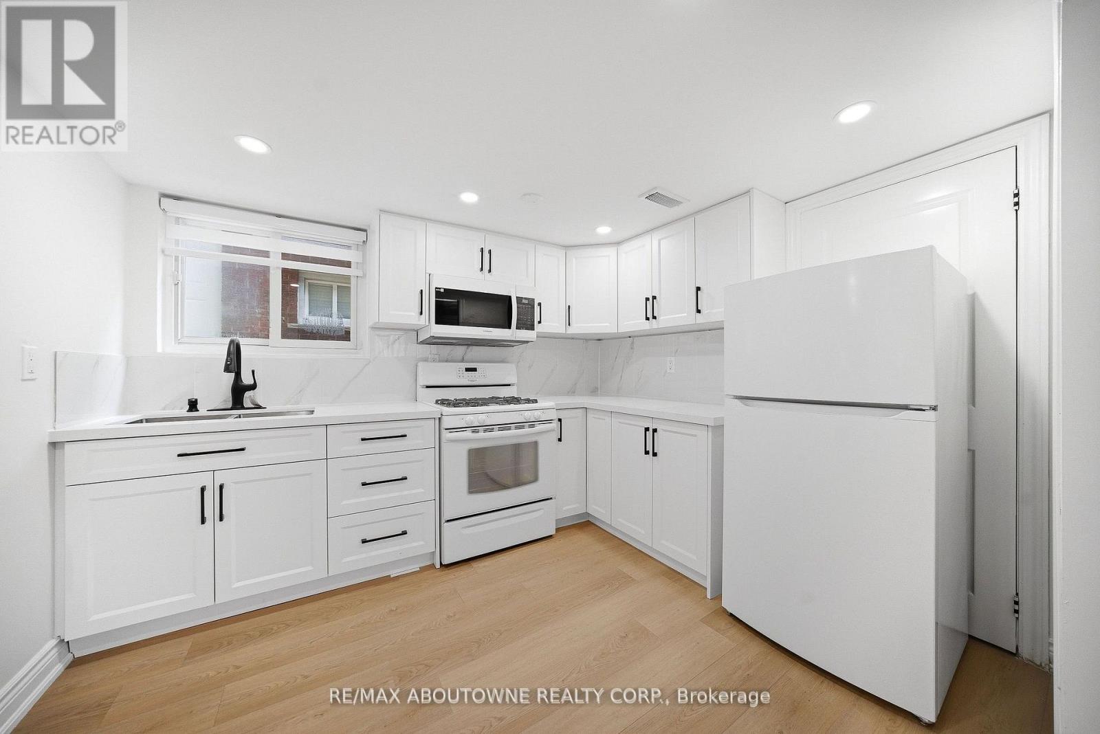 7238 Parkdale Street, Niagara Falls, Ontario  L2E 5P3 - Photo 15 - X13023900