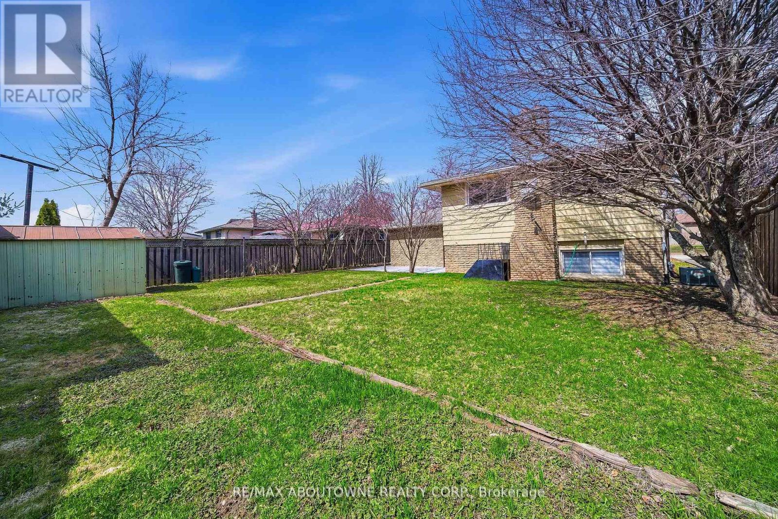 7238 Parkdale Street, Niagara Falls, Ontario  L2E 5P3 - Photo 24 - X13023900