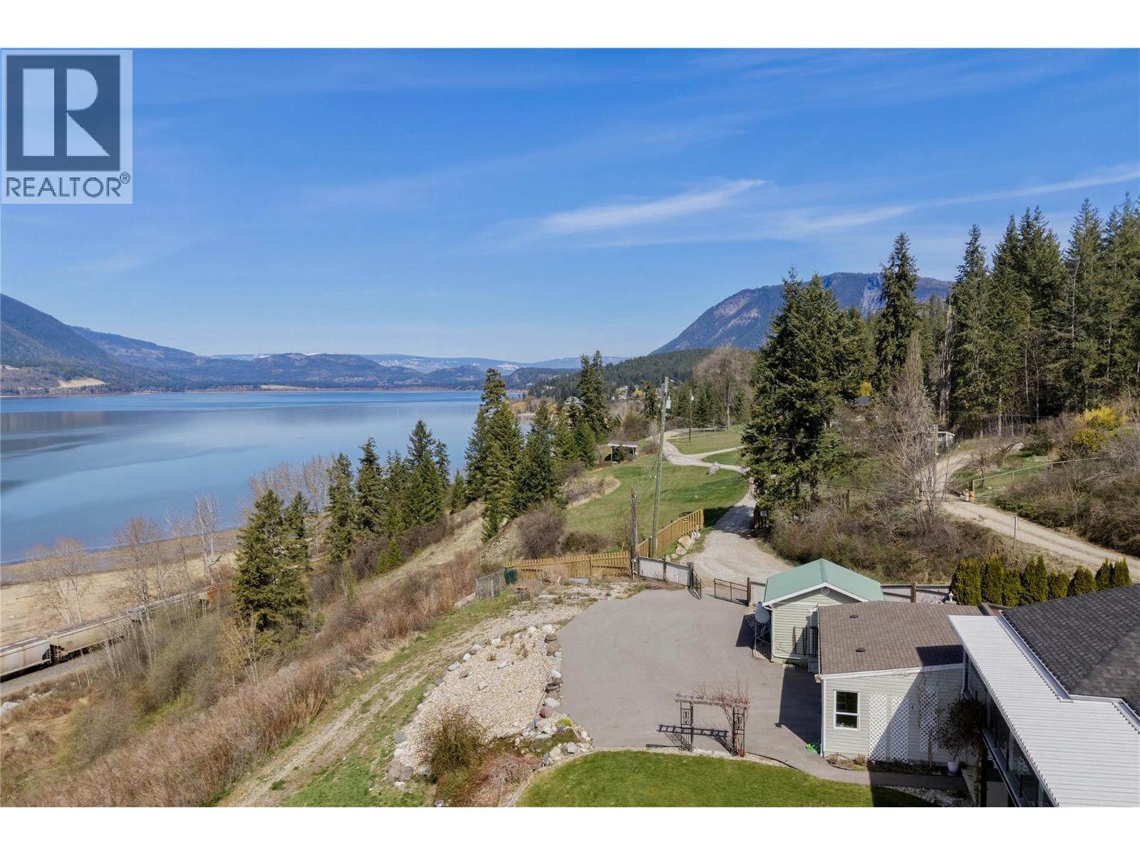 1660 28 Avenue NE, Salmon Arm, British Columbia  V1E 3X2 - Photo 1 - 10379306