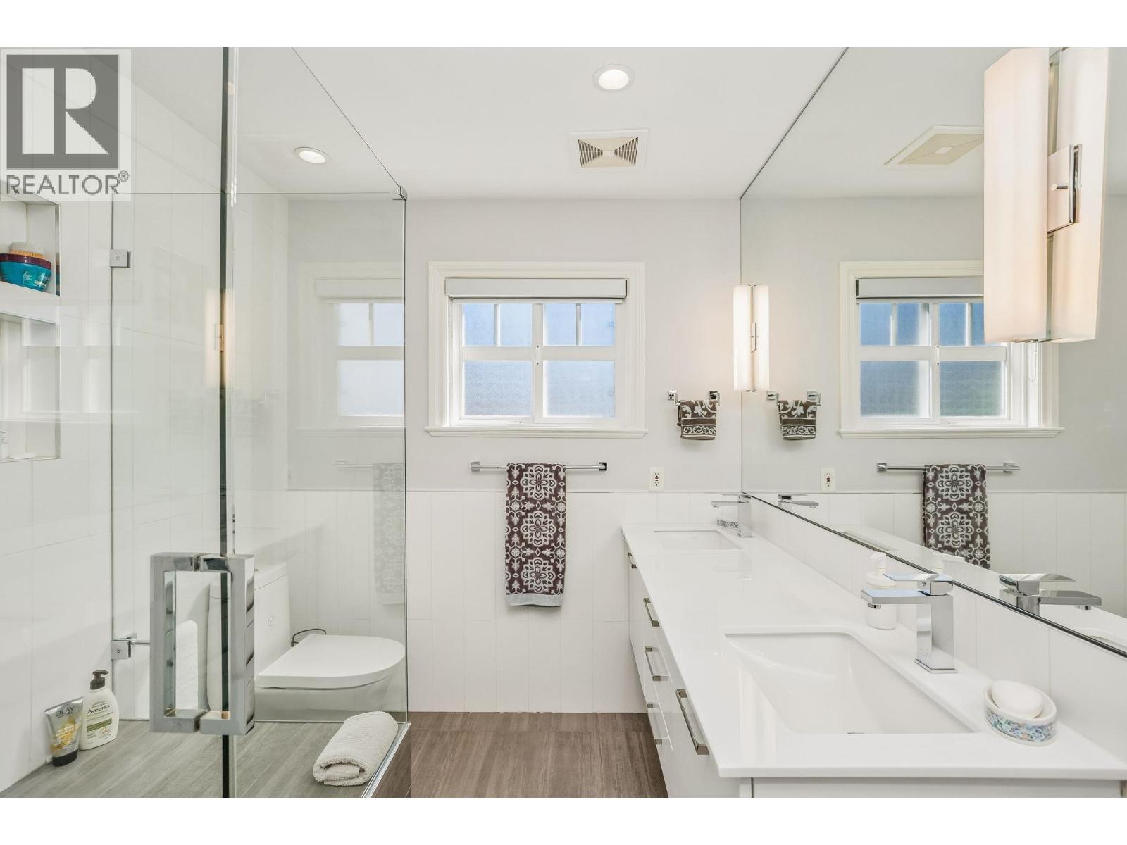 954 Tudor Avenue, North Vancouver, British Columbia  V7R 1X7 - Photo 19 - R3109875