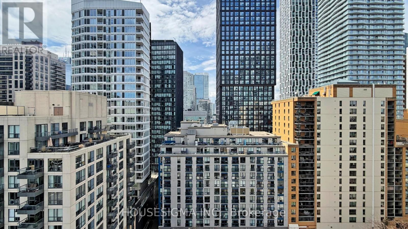 1404 - 65 Mutual Street, Toronto, Ontario  M5B 0E5 - Photo 5 - C13000688