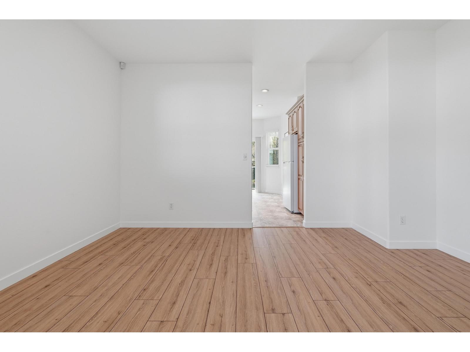 33 27435 29a Avenue, Langley, British Columbia  V4W 3M4 - Photo 11 - R3112002