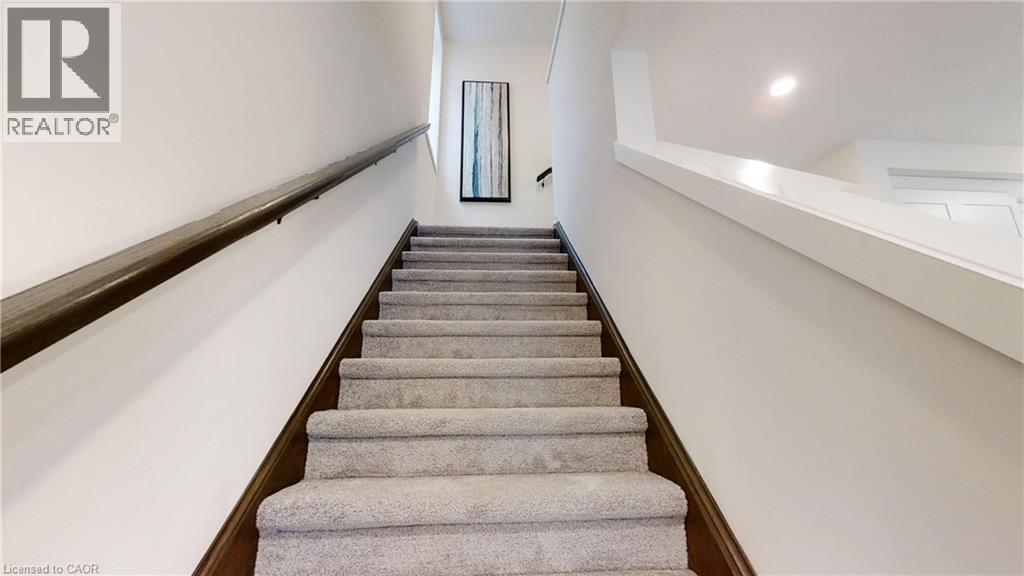 Photo 10 of 22 for 73 Julie Crescent