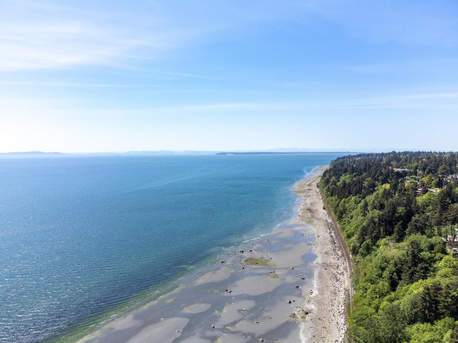 14220 Malabar Avenue, White Rock, British Columbia  V4B 2Y3 - Photo 35 - R3112774