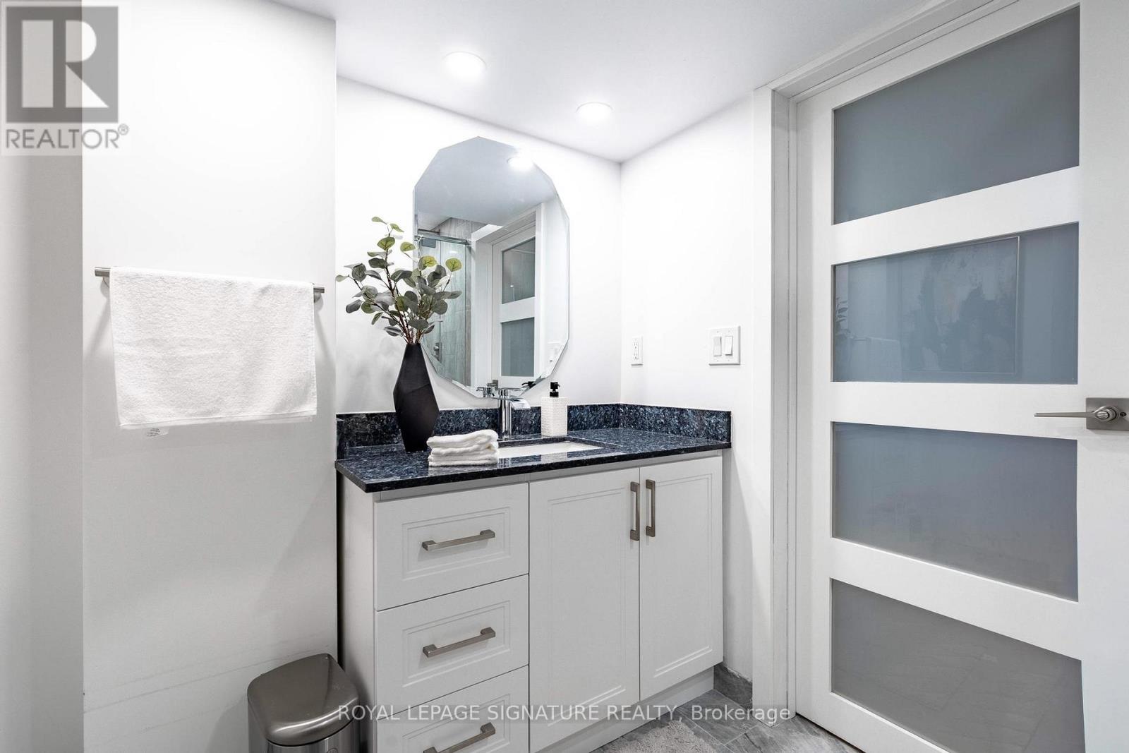 1271 Canford Crescent, Mississauga, Ontario  L5J 3M9 - Photo 28 - W13012302