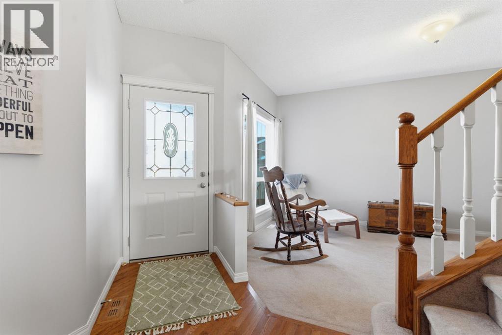 12 Crystal Shores Place, Okotoks, Alberta  T1S 2G3 - Photo 2 - A2302441