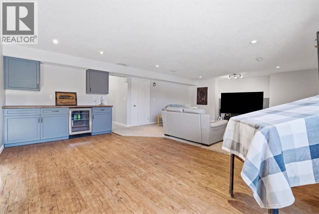 12 Crystal Shores Place, Okotoks, Alberta  T1S 2G3 - Photo 37 - A2302441