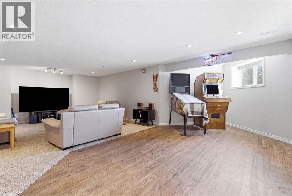 12 Crystal Shores Place, Okotoks, Alberta  T1S 2G3 - Photo 34 - A2302441